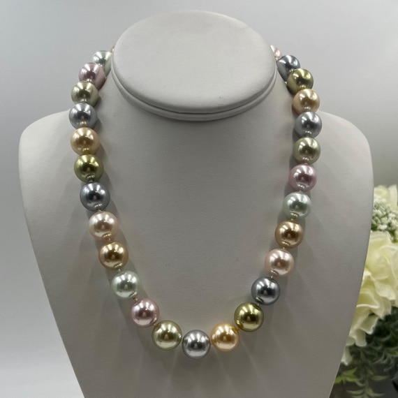 KJL Kenneth Jay Lane 2009 Faux Glass Pearl Single… - image 1