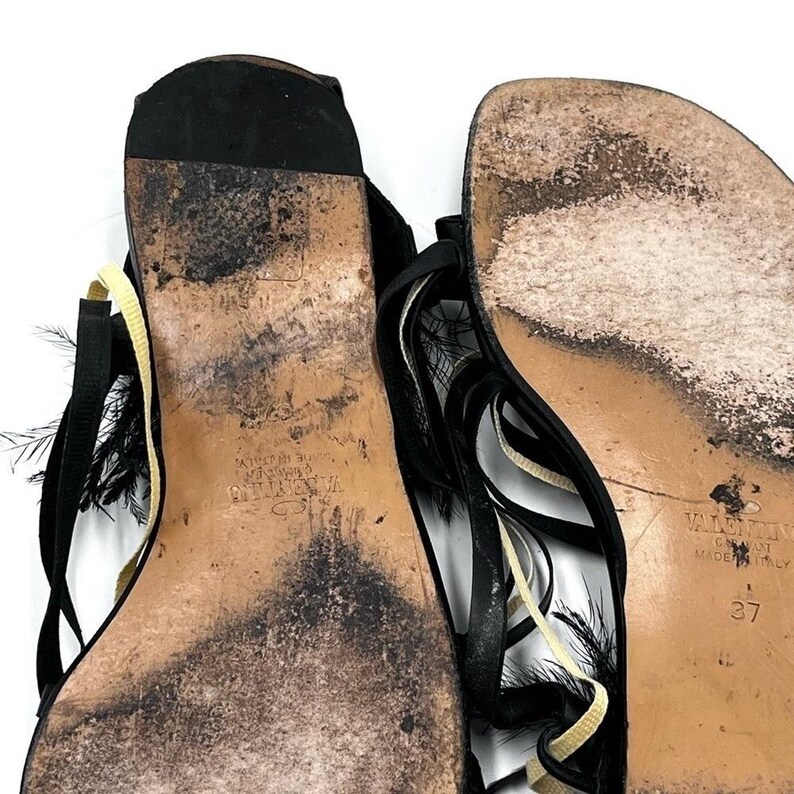 Valentino Garavani Native Black Leather Ostrich Feather Trim Sandal 37/US 6.5. image 12