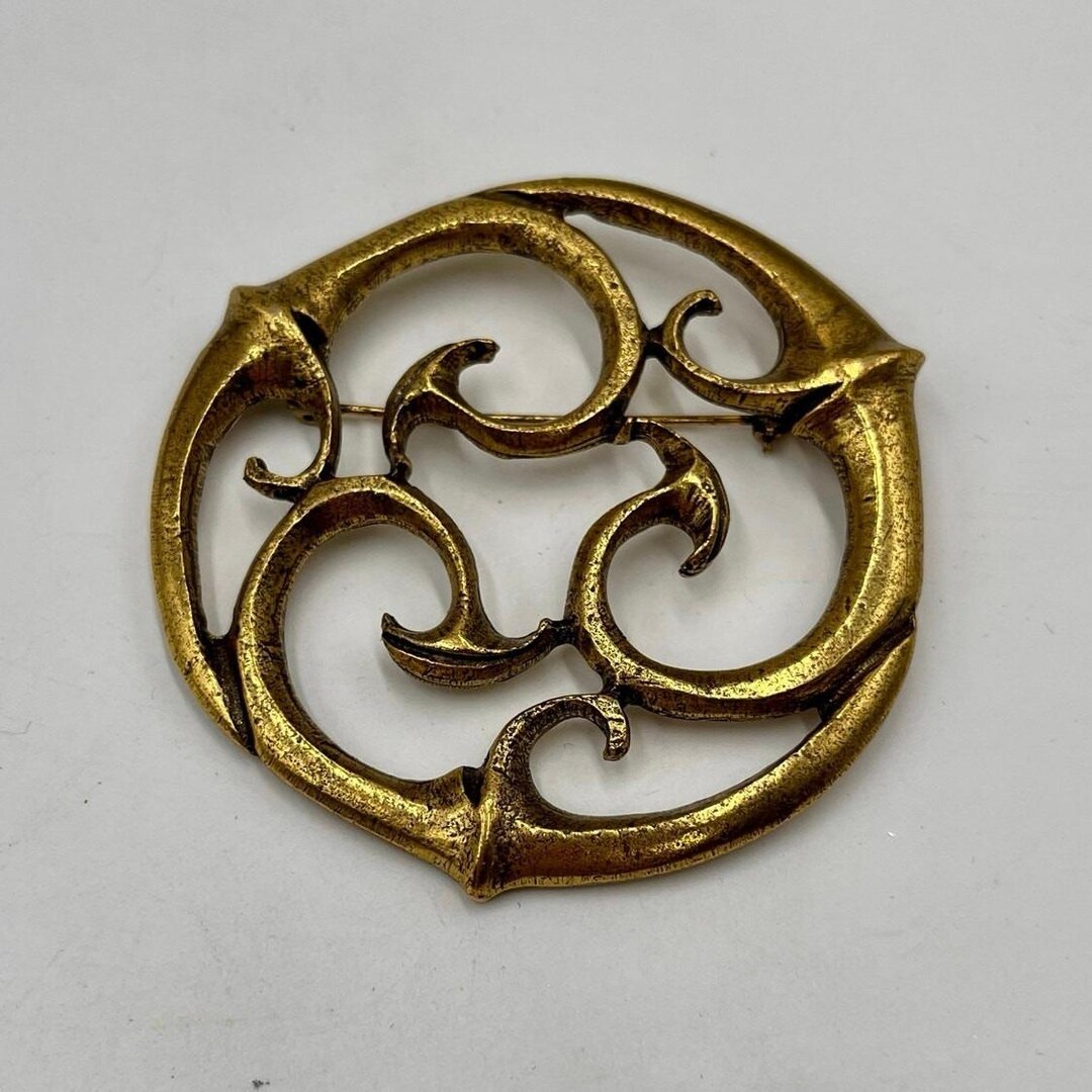 Alva Museum Replicas Signed Vintage Large Antique Brass Brooch of ...