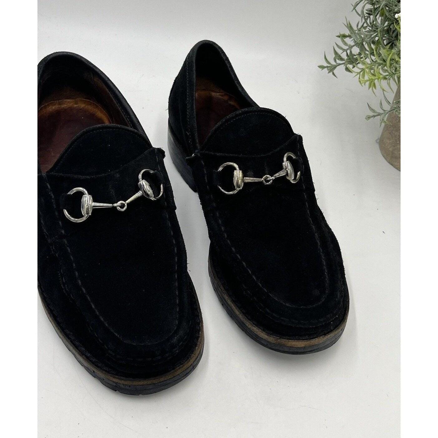 Gucci women Black Suede Loafers with Gold Accent Gucci jordaan horsebit loafers 8.5 (39) | Mercari main image 2