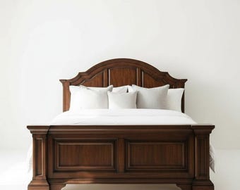 Individuelles Massivholzbett - gewölbter Kopfteilrahmen - King Queen Size
