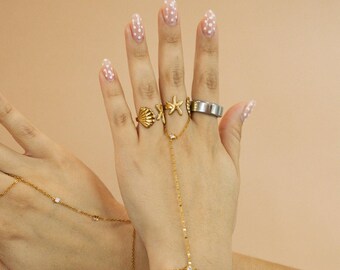 Alessandra Diamond Hand Chain