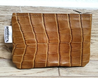 Leather coin purse,alligator,brown leather purse,brown coin purse,change purse,zippered coin purse,zippered pouch,leather pouch,mini wallet