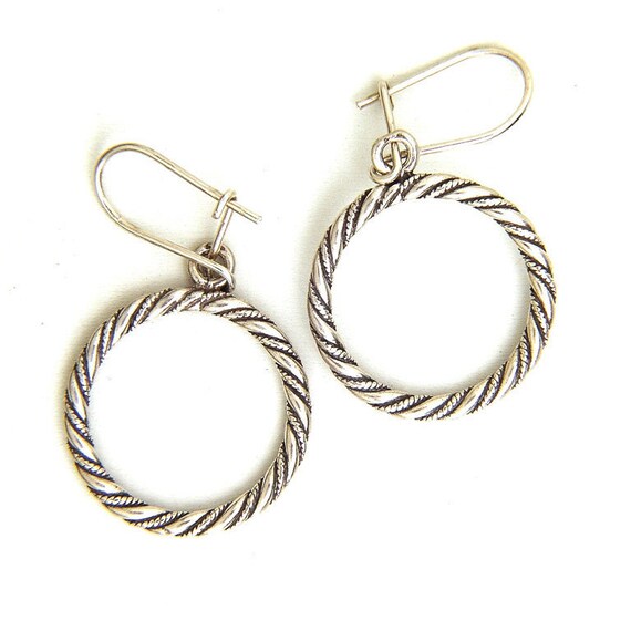 Earrings with deals fish hook clasp