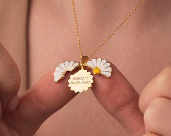 Personalized Daisy Necklace, Custom Secret Message Flower Necklace, Gold Daisy Necklace, Hidden Secret Message Daisy Necklace, Mother's Day