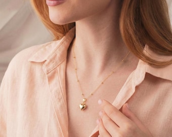 Dainty Gold Heart Necklace, Tiny Heart Necklace, Christmas Gift, Mini Heart Necklace Sterling Silver, Minimalist Gold Heart Necklace for Mom