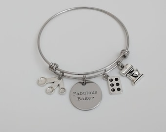 Fabulous Baker Charm Bracelet / Baking Bangle / Kitchen Jewelry