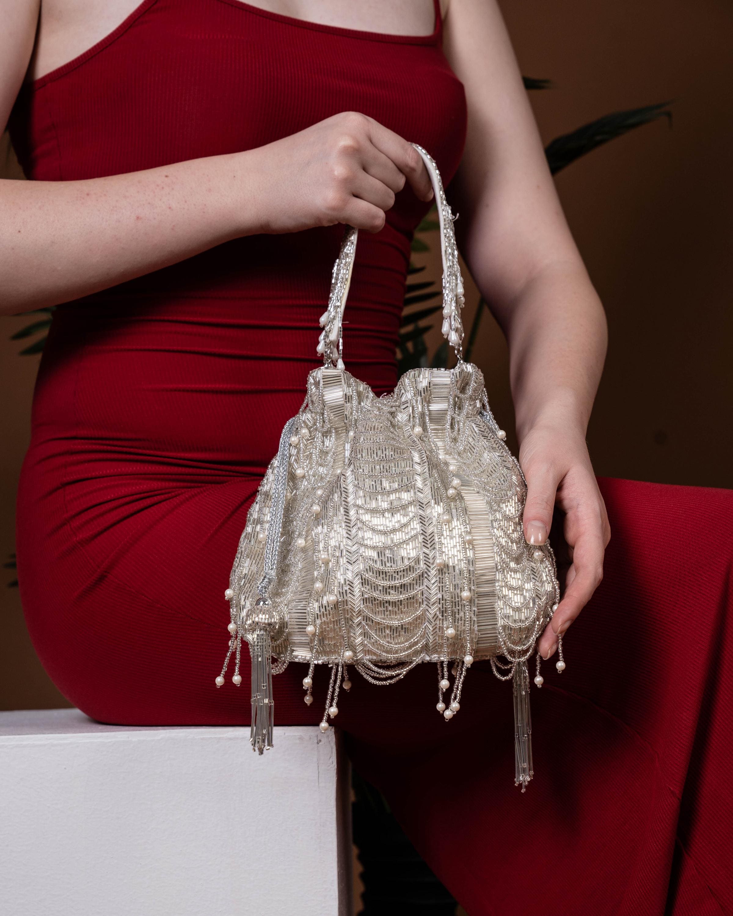 Sincerity Craft - Maschere di lusso per feste e balli di fine anno