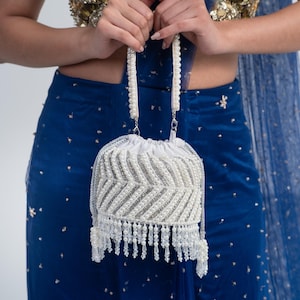 Chevron Perlen Brauttasche: Elfenbein Perle Quaste Handtasche