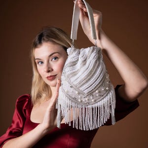 Hand bestickte Perle & Kristall Potli Tasche: Braut Hochzeit Clutch