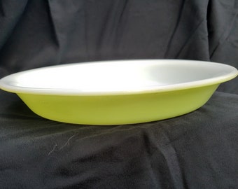 Pyrex 9 inch Lime Green Pie Plate #909