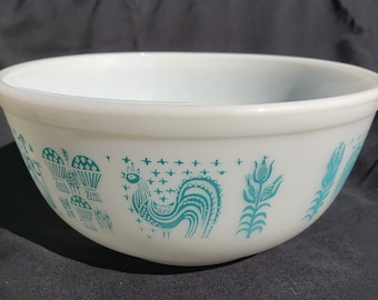 Pyrex Amish Butterprint Mixing Bowl 403