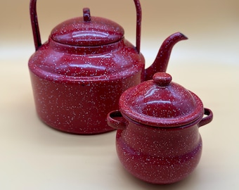 Vintage Red Speckled Enamelware Coffee Pot & Creamer | Metal Handle | Farmhouse