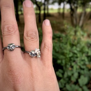 Sterling Silver Skull Ring, handmade silver skull with Flowers, Muertos skull ring, day of the dead jewellery, skull jewelry image 5