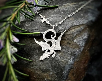 Dragon Necklace - Swooping Dragon Oscar, silver dragon, dragon art, dragons, dragon jewellery