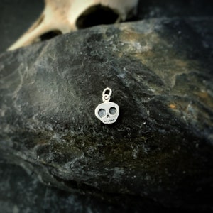 Tiny skull charm - ‘Roger’, cute skull, Halloween, Halloween jewellery, skull jewelry, silver charm, silver skull