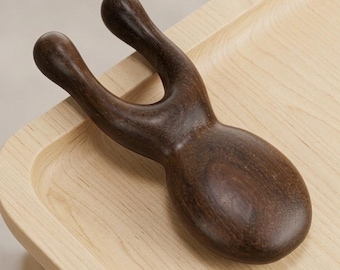 Herramienta de masaje facial en forma de Y de sándalo - Gua Sha de madera maciza para rituales de cuidado de la piel / Regalo de belleza natural / Regalo para ella
