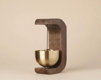 Timbre de puerta de madera de nogal y latón - Timbre magnético de entrada de madera maciza estilo zen / Decoración minimalista para el hogar / Regalo ideal para fomentar la atención plena.