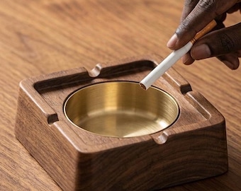 Cenicero de madera de nogal con tapa, revestimiento de acero inoxidable resistente al viento, decoración minimalista.