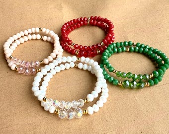 Handmade Christmas Beaded Bracelet – Holiday Stacking Bracelet