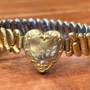 Lustern Bracelet - Etsy