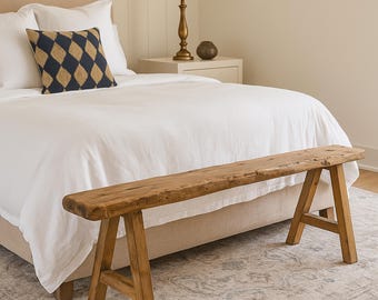 Rustieke houten bank, handgemaakte massief houten kruk, gangbank, boerderijmeubilair, kleine salontafel