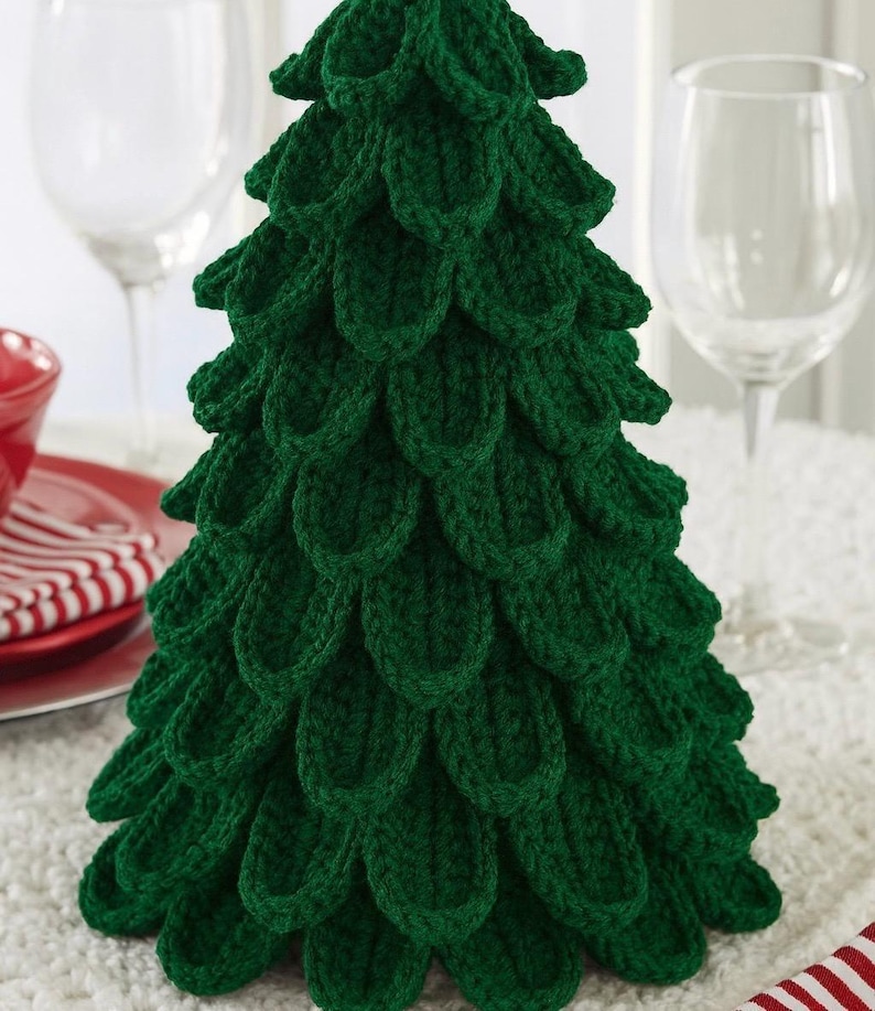 Beginner Crochet Christmas Tree Pattern (PDF) – Layered Leaves Cone ...