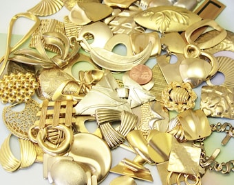 Vintage GOLD TONE Earring Destash Lot scrap junk harvest for making jewelry supply collage assemblage art artist Lizones on Etsy