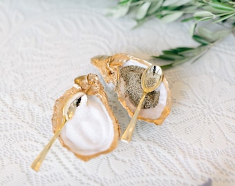 Gold Leaf Oyster Shell Salt and Pepper Cellars Pinch Bowls Blue and White Statement Oyster ™ Gilded Salt Dish Coastal Decor Hostess Gift