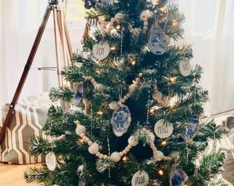 Statement Oyster Shell Ornament Exchange Coastal Holiday Etsy 日本 Statement Oyster Shell Ornament Exchange Coastal Holiday Etsy 日本