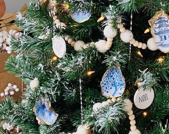 Statement Oyster Shell™ Ornament Exchange, Coastal Holiday Gift ideas, Ring Bowl, Chinoiserie Trinket Dish, blue and white Hostess gift