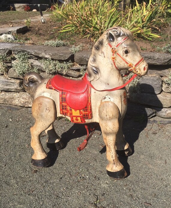 mobo metal horse