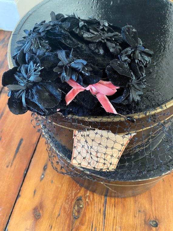 Vintage 1960s Black Velvet Fascinator Hat With Veil & Pink 