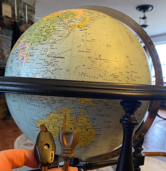 Vintage Replogle World Vision Globe Lamp - 1950s Illuminated Table