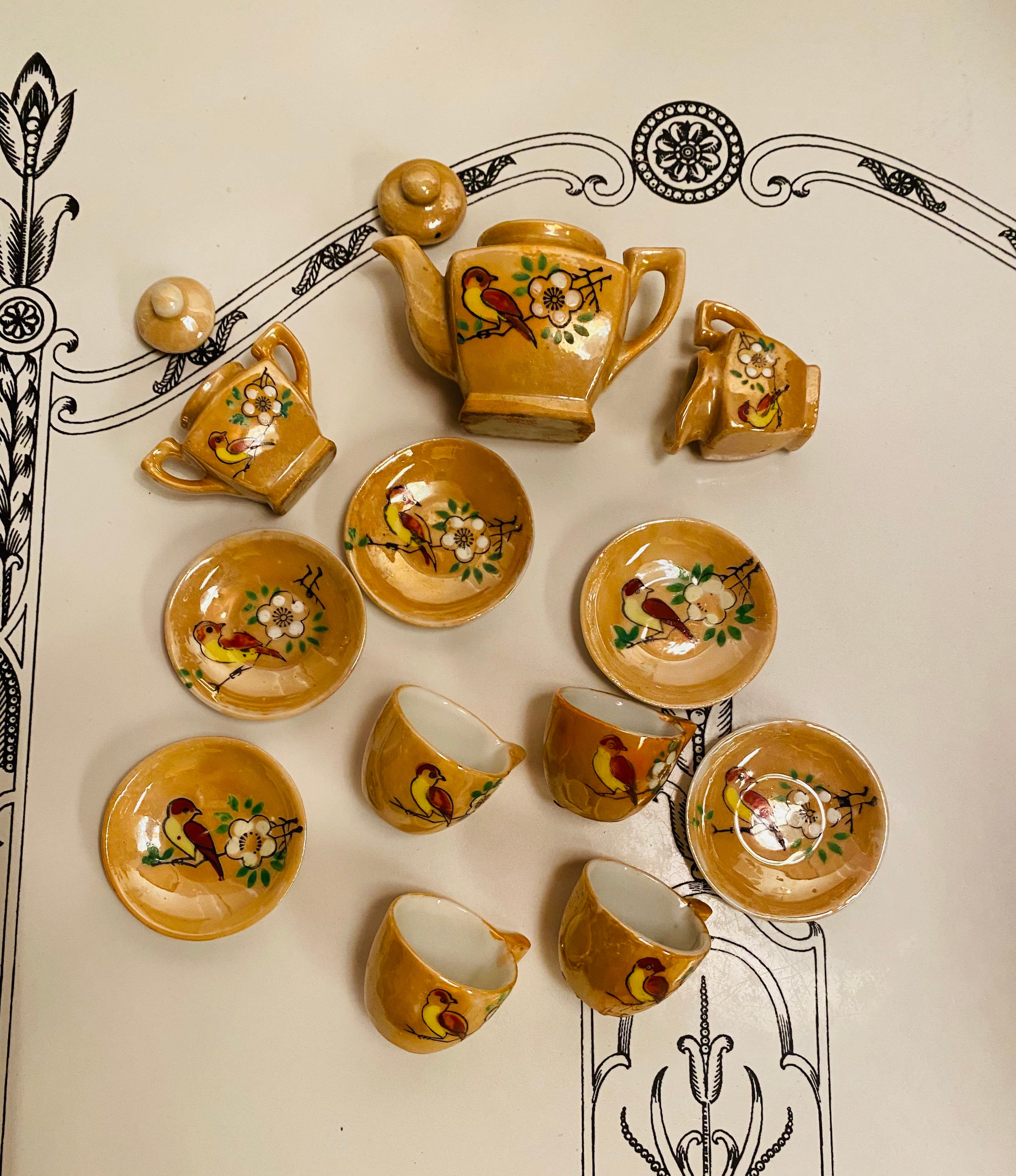 ベストセラー Set, Tea Children's Ware, Luster Made Japan Occupied in 版画