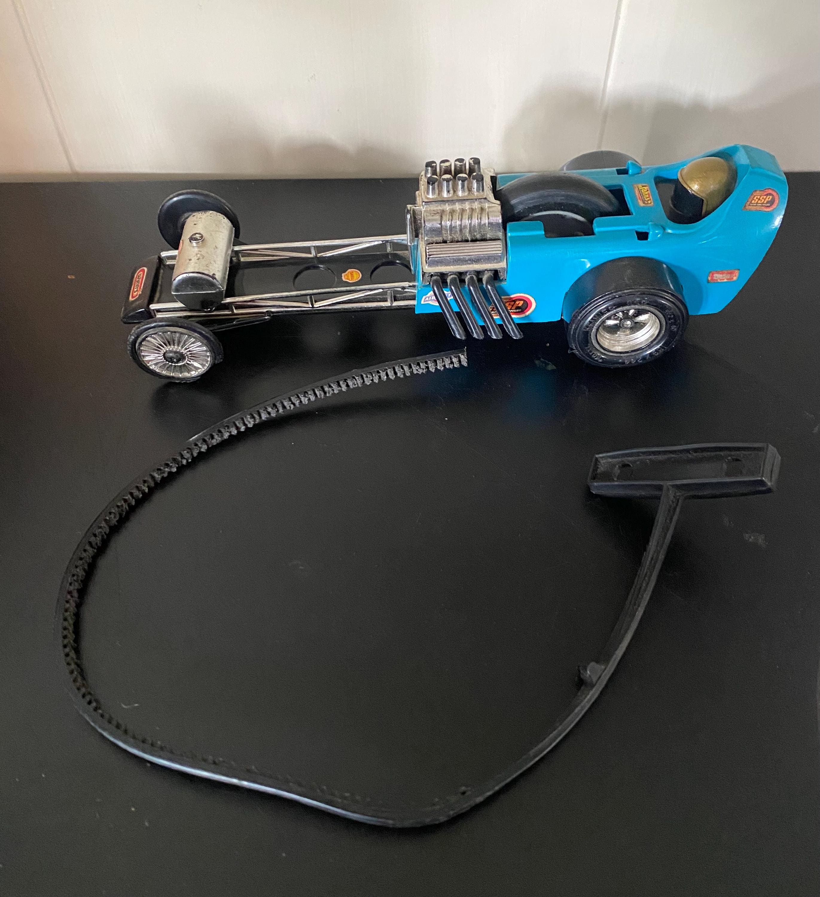 Vintage 1971 Kenner Railbird Blue Dragster Racer: Collectible Toy