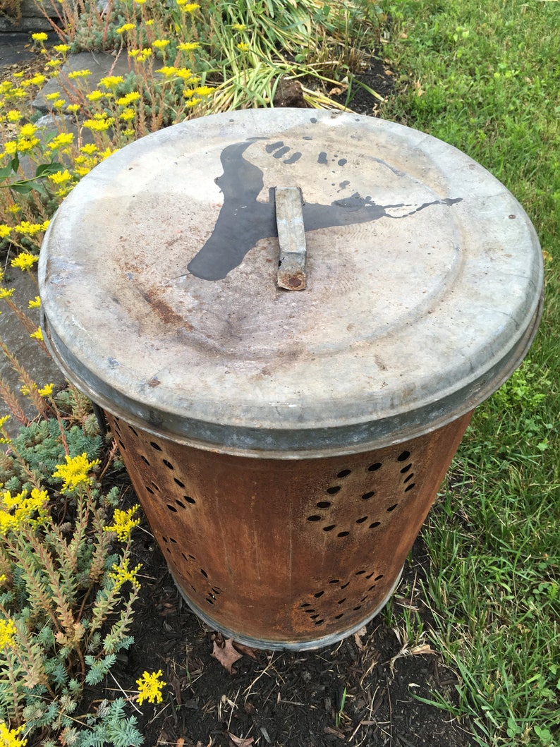 Vintage industrial rusty unique trash can with lid Etsy