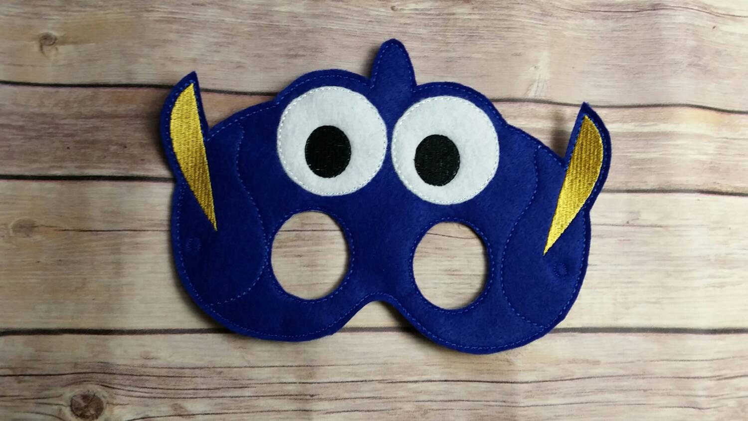 Finding NEMO Dory Pretend Play Mask Party Favor Dress Up