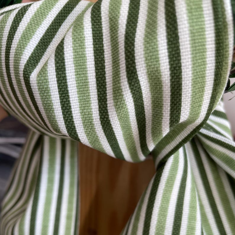 Green and White Striped Waterproof Wreath Sash, Water Resistant Outdoor Wreath Bow, Spring Front Door Decor, Classic Summer Door Hanger