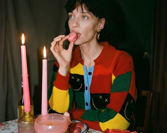 Suéter de patchwork tejido a mano, cárdigan grueso de gran tamaño y colorido