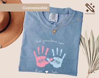 Best Grandma Ever Shirt, Handprint Grandma Gift T-Shirt, Personalized Grandkids Names Shirt, Grandma Keepsake Sweatshirt