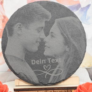Personalisierte Gravur auf Schiefer – ein besonderes Geschenk für Verliebte