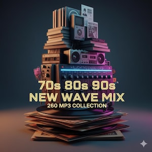 Puede incluir: Una pila de equipos de audio vintage, incluyendo un reproductor de casetes, un radiocasete y una mesa de mezclas, coronada por libros y un reproductor de música portátil. El texto dice "70s 80s 90s NEW WAVE MIX 260 MP3 COLLECTION". Discos de vinilo apilados en la base.