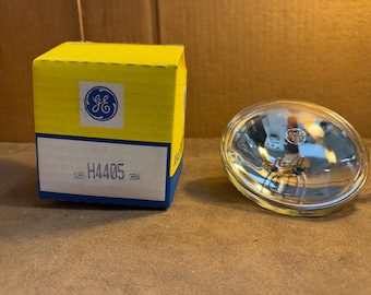 GE H4405 12.8V 30W PAR36 Very Narrow Spot Sealed Beam Lamp - Brand New