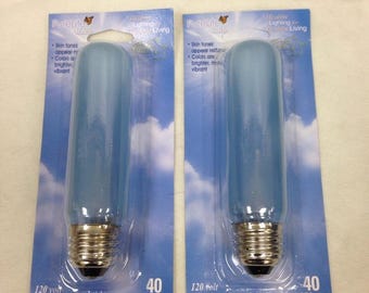 Realite/Halco Reveal 40T10/FR/RL 40W T10 Full Spectrum Neodymium Picture Light Bulb - 2 Pieces
