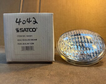 Satco 4042 / S4301 6.4V 12W PAR36 Sealed Beam Lamp - Brand New