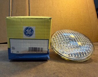 GE 4510 6.4V 25W PAR36 Sealed Beam Lamp - Brand New