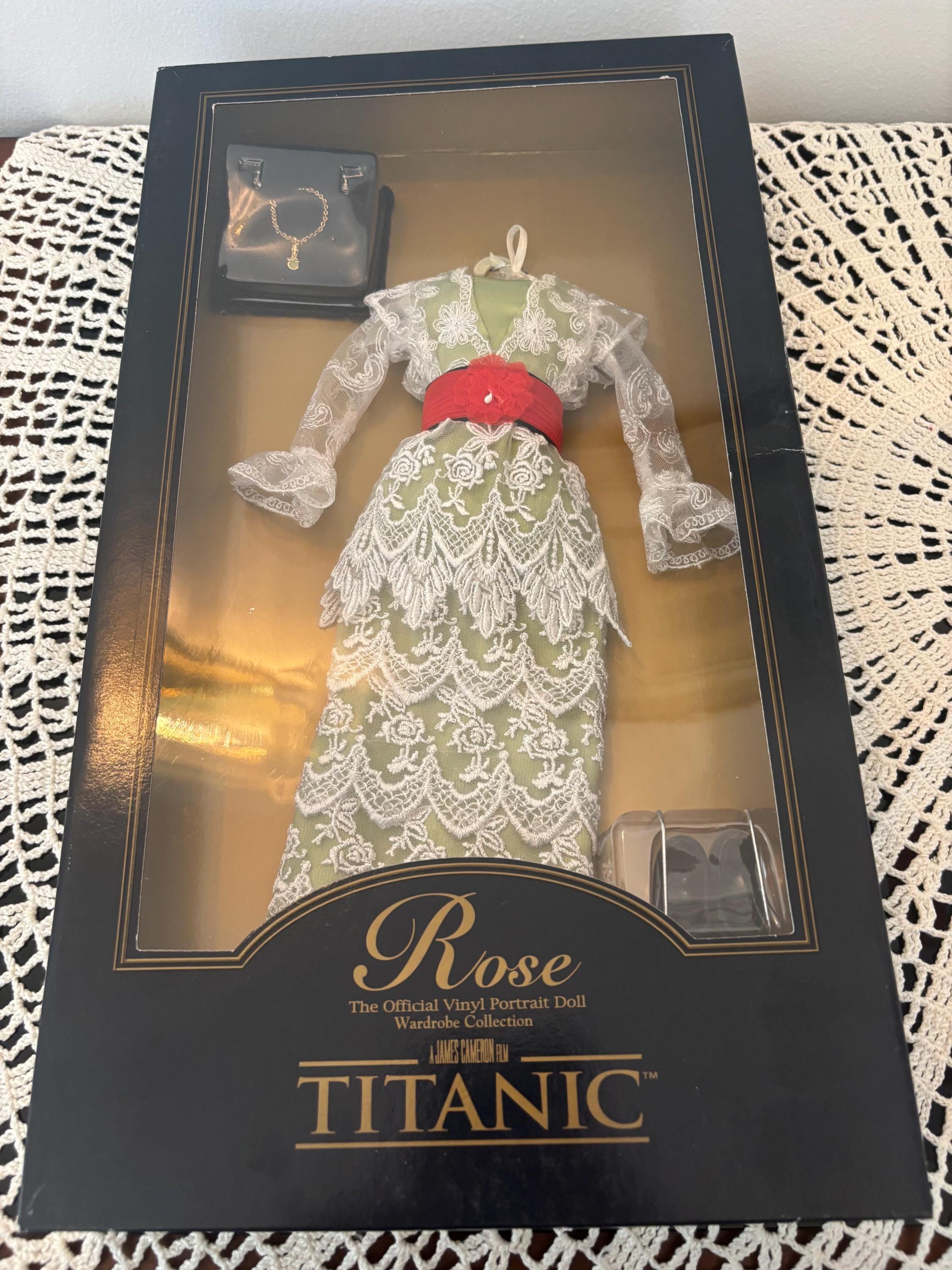 Rose Titanic Dress