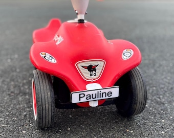 Individuelles Nummernschild für Bobby Car