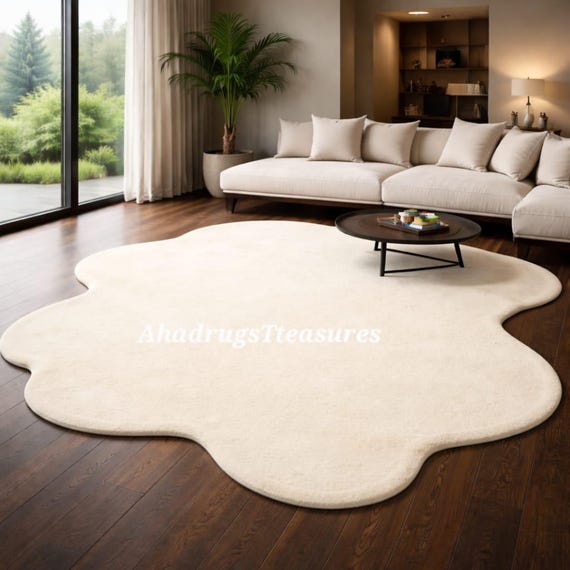 Hand-Tufted Cream Cloud Rug, Wool Blend, Organic Shape